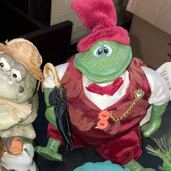 Other - Frog figurine